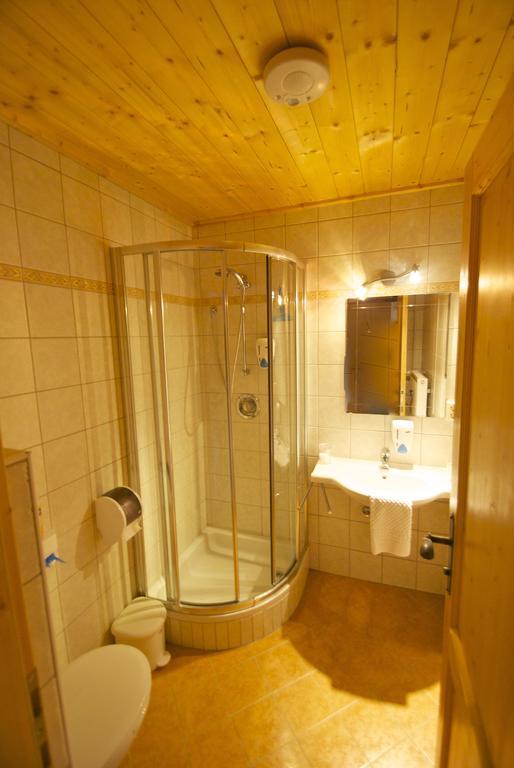 Hôtel Gasthof Alpl à Sirnitz Chambre photo